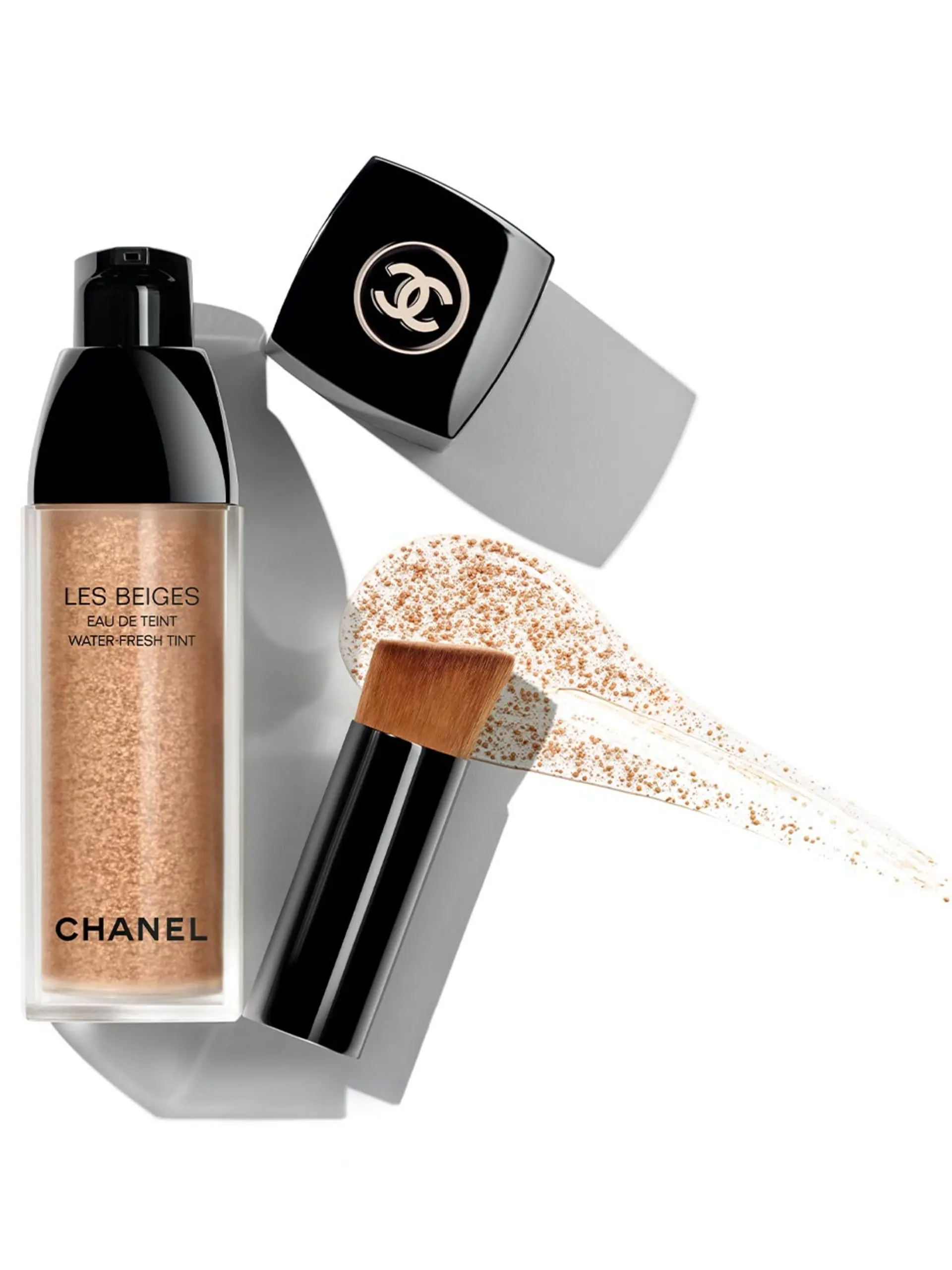 CHANEL Les Beiges Water-Fresh Complexion Touch Тональный флюид-тинт для лица light