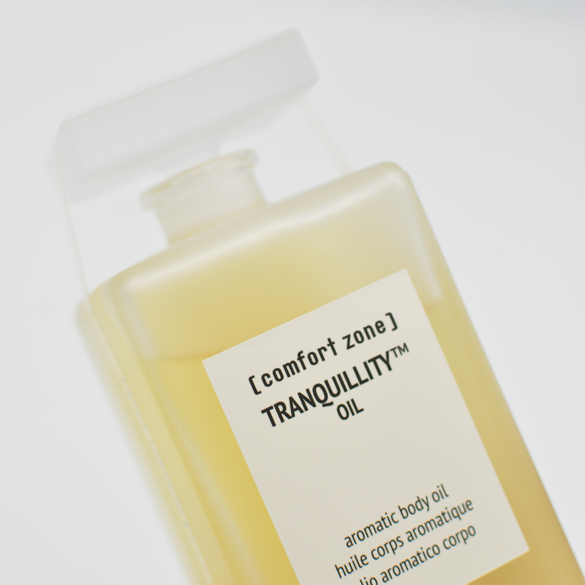 Comfort Zone TRANQUILLITY OIL  Ароматическое, шелковистое, питательное масло для ванны и тела