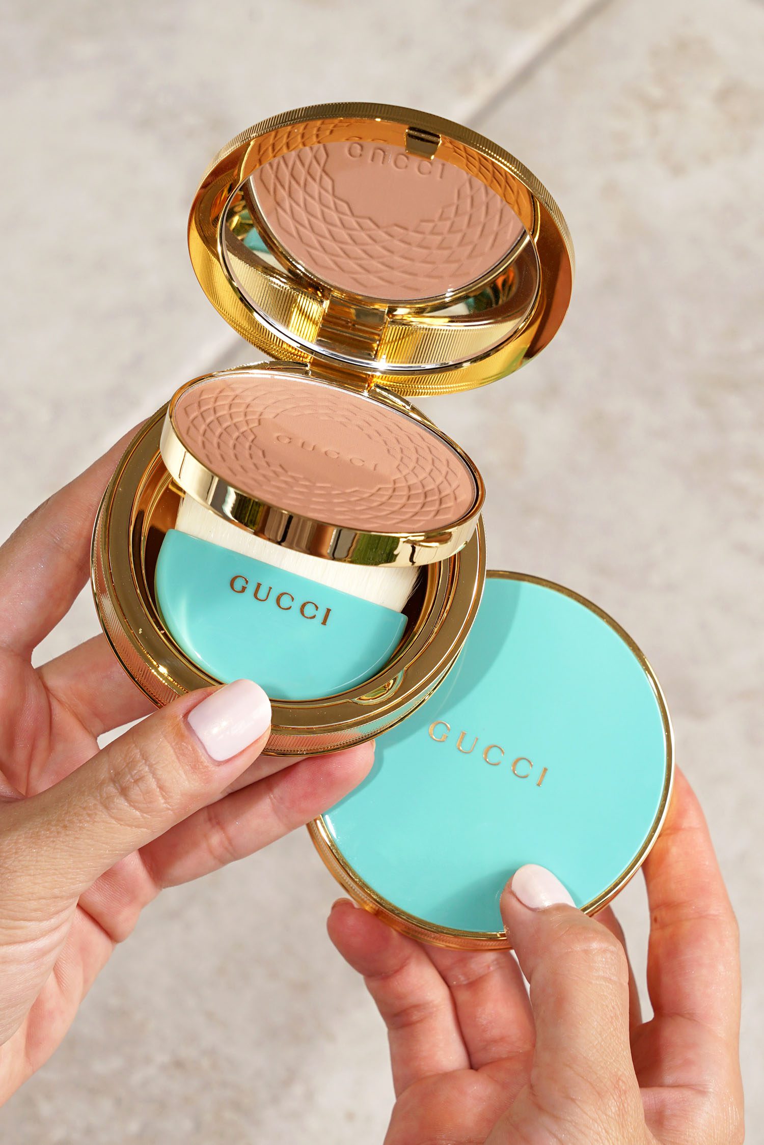 GUCCI Bronzing Powder Poudre De Beaute Eclat Soleil #02 (12g)